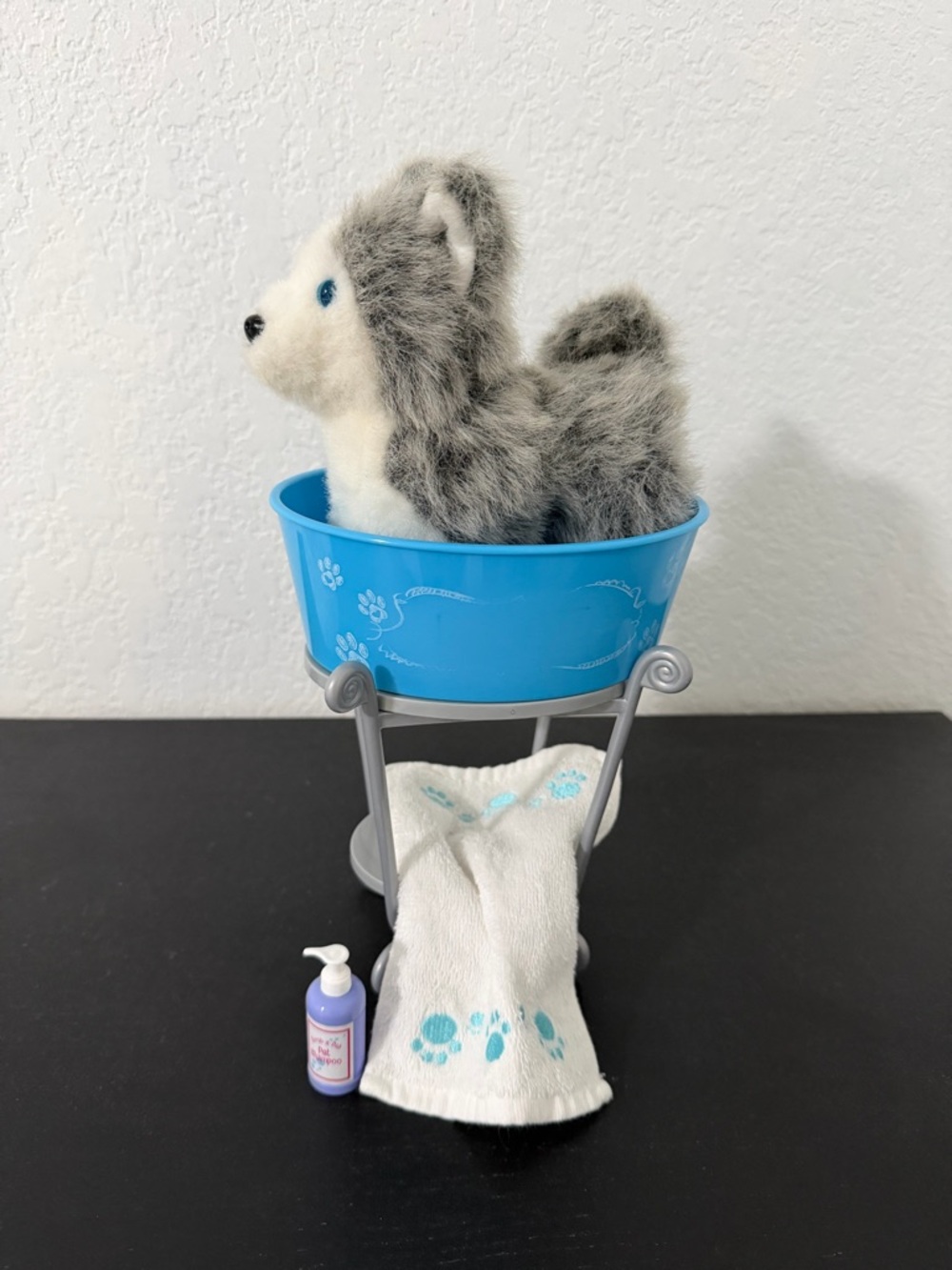 American girl pet grooming set and Pepper Siberian Husky Dog